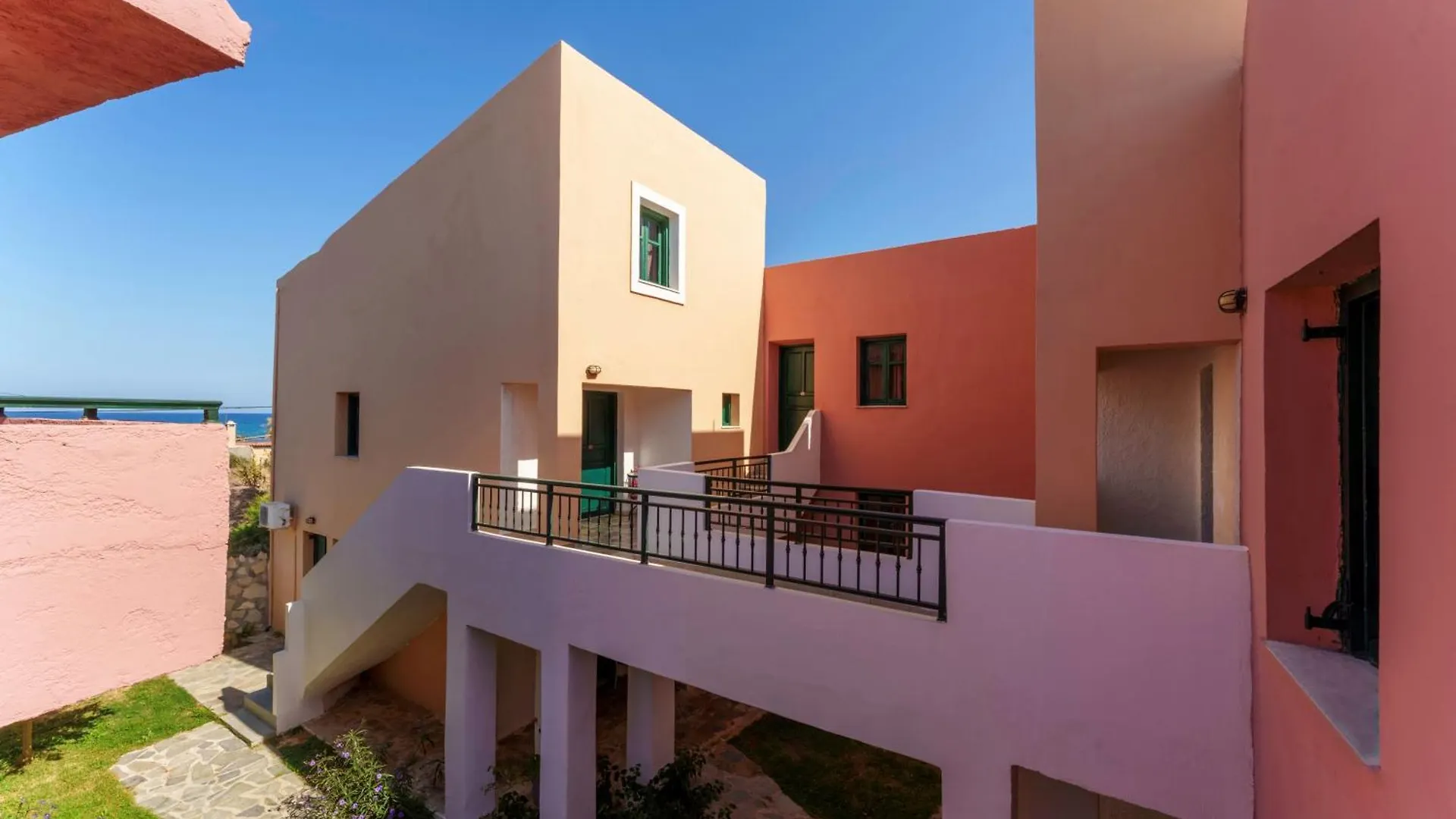Kri-Kri Village Holiday Apts By Estia 3*, Kokkini Hani